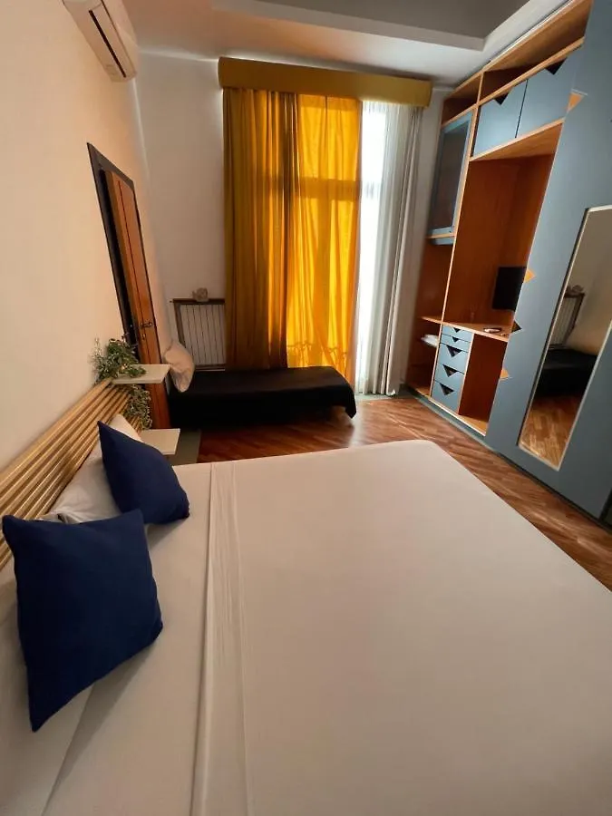 Lanova 21 Rooms Naples Italy