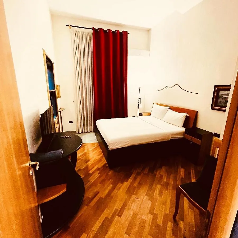 Lanova 21 Rooms Naples 0*,  Italy